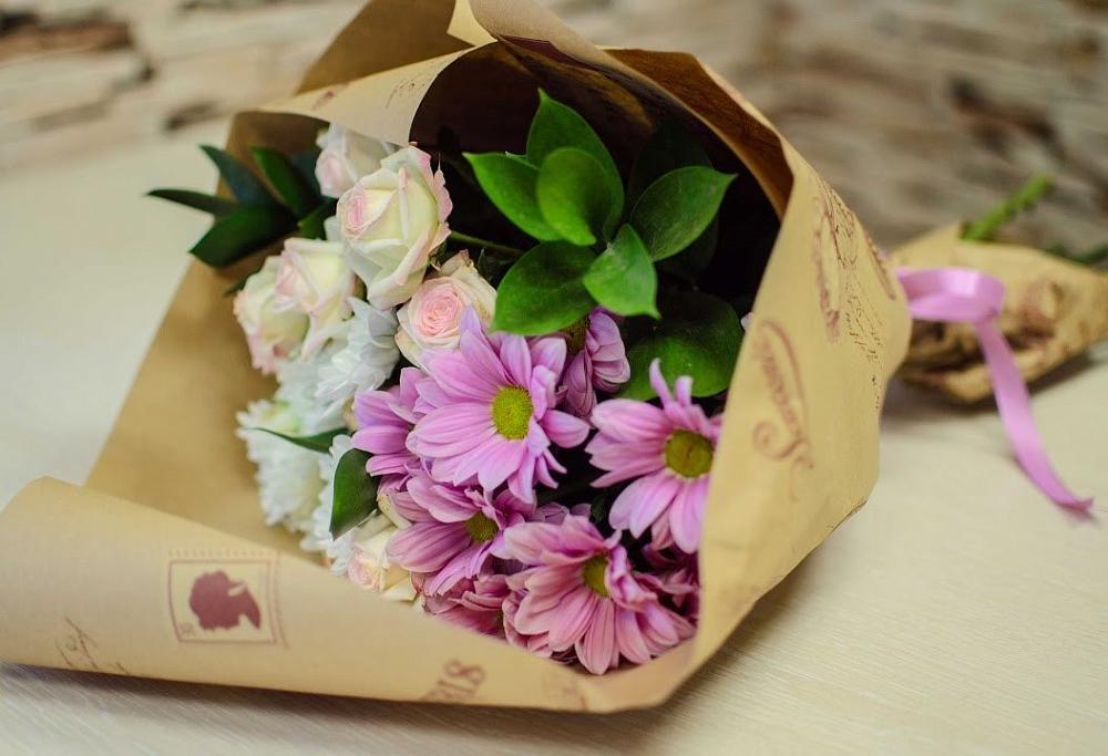 Букет цветов из: Розы и Хризантемы в Березовке Воронежской области