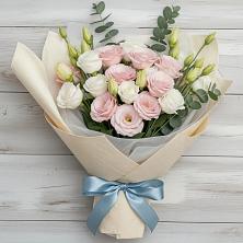 Букет цветов из:  Лизиантусы в Березовке Воронежской области