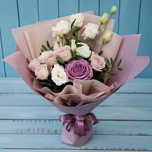 Букет цветов из:  Розы и Лизиантусы в Березовке Воронежской области