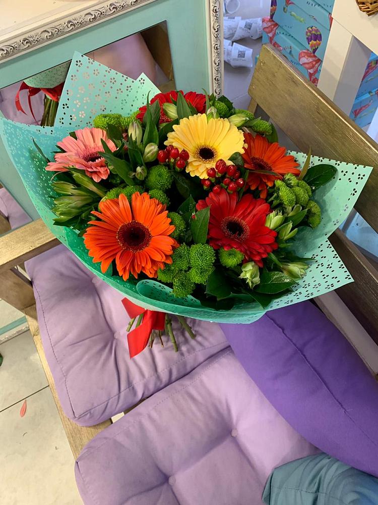 Букет цветов из: Герберы, Хризантемы и Альстромерии в Березовке Воронежской области