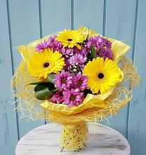 Букет цветов из:  Хризантемы и Герберы #REPLACE_PRED# Березовке Воронежской области
