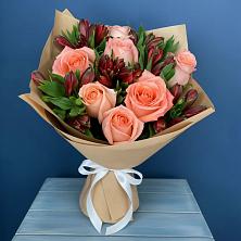Букет цветов из:  Розы и Альстромерии в Березовке Воронежской области