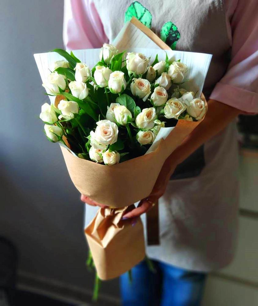 Букет цветов из: Розы в Березовке Воронежской области