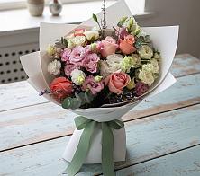 Букет цветов из:  Розы, Лизиантусы и Гвоздики #REPLACE_PRED# Березовке Воронежской области