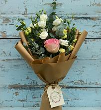 Букет цветов из:  Розы и Лизиантусы в Березовке Воронежской области